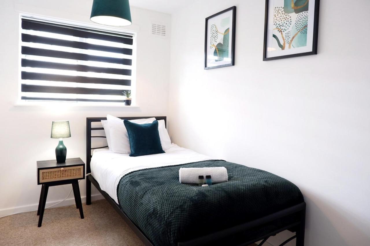 Comfortable And Cozy 4-Bedroom House Near The Hospital CBG Extérieur photo